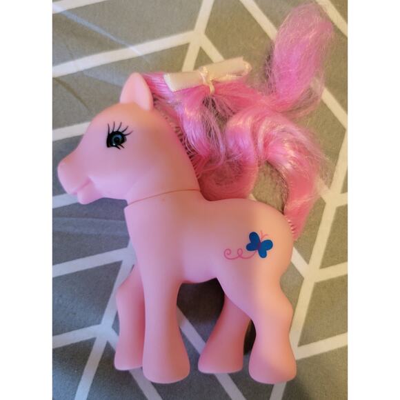 Pony Gi-Go Pink body Pink Mane and Tail with Blue Butterfly Moveable Head Bow - Picture 1 of 5